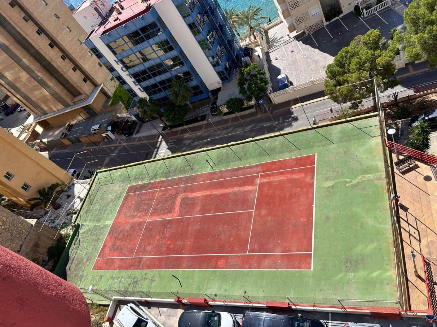 1 sypialnia Apartament na sprzedaż w Benidorm z basenem garażem - 245 000 € (Ref: 9856248)
