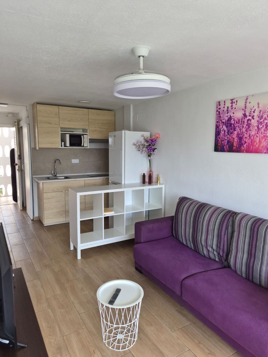 2 sovrum Lägenhet till salu i Benidorm med pool garage - 226 900 € (Ref: 9856275)