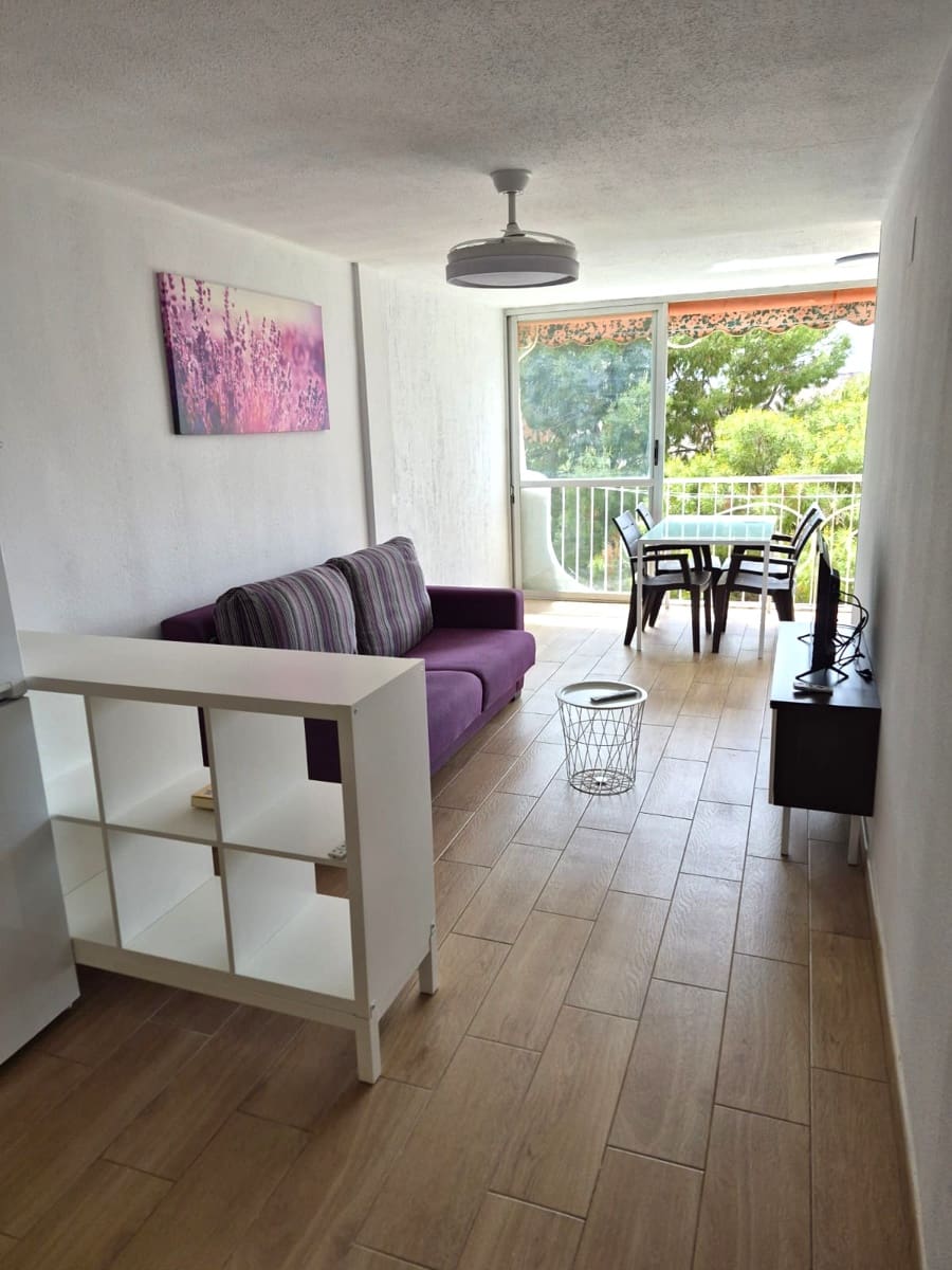 2 sovrum Lägenhet till salu i Benidorm med pool garage - 226 900 € (Ref: 9856275)