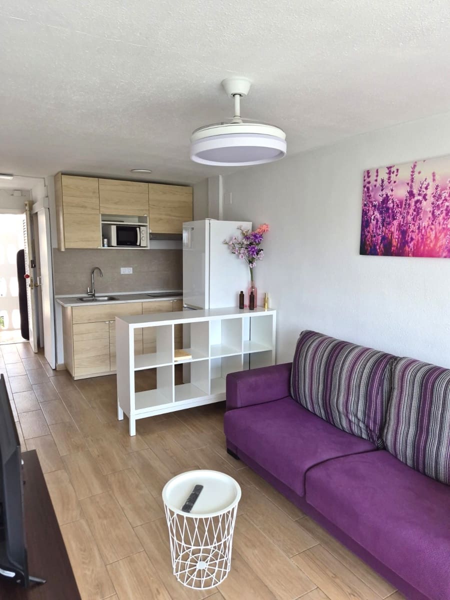 2 sovrum Lägenhet till salu i Benidorm med pool garage - 226 900 € (Ref: 9856275)