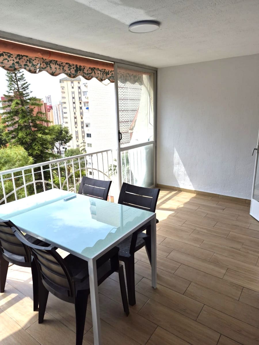 2 sovrum Lägenhet till salu i Benidorm med pool garage - 226 900 € (Ref: 9856275)