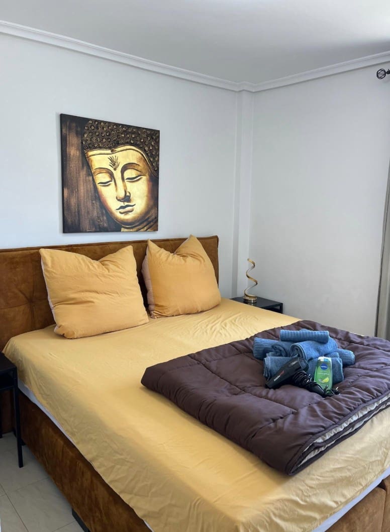 2 bedroom Apartment for sale in Denia with pool garage - € 285,000 (Ref: 9858970)