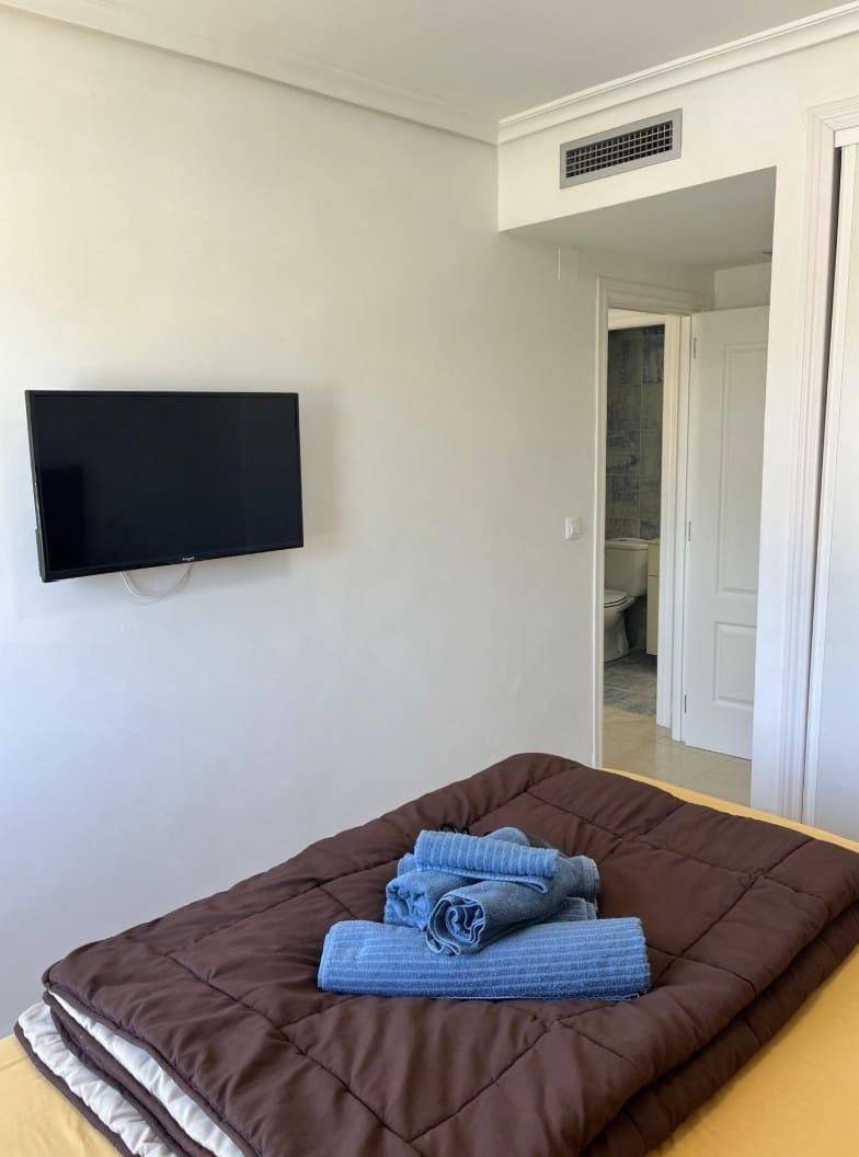 2 bedroom Apartment for sale in Denia with pool garage - € 285,000 (Ref: 9858970)