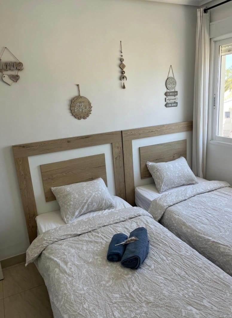 2 bedroom Apartment for sale in Denia with pool garage - € 285,000 (Ref: 9858970)