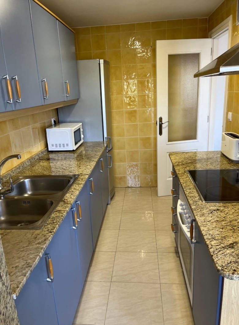 2 bedroom Apartment for sale in Denia with pool garage - € 285,000 (Ref: 9858970)