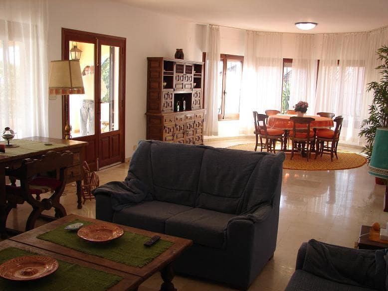 3 makuuhuone Huvila myytävänä paikassa Calpe / Calp mukana 
autotalli - 1 200 000 € (Ref: 9907150)