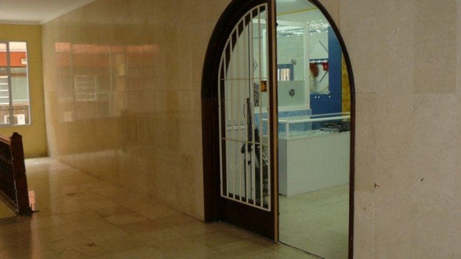 Commercial for sale in Calpe / Calp - € 106,000 (Ref: 9907152)