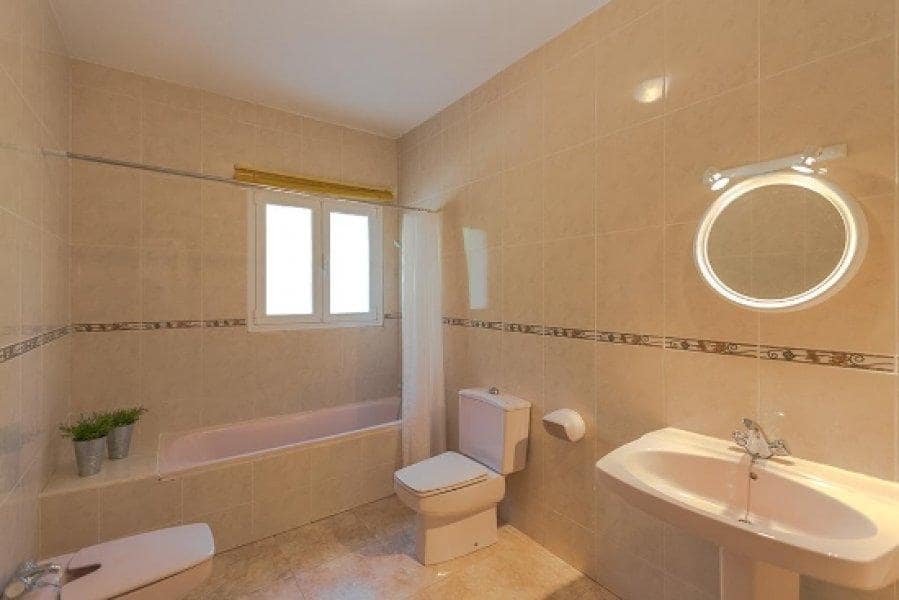 10 makuuhuone Huvila myytävänä paikassa Calpe / Calp mukana 
autotalli - 1 500 000 € (Ref: 9907155)