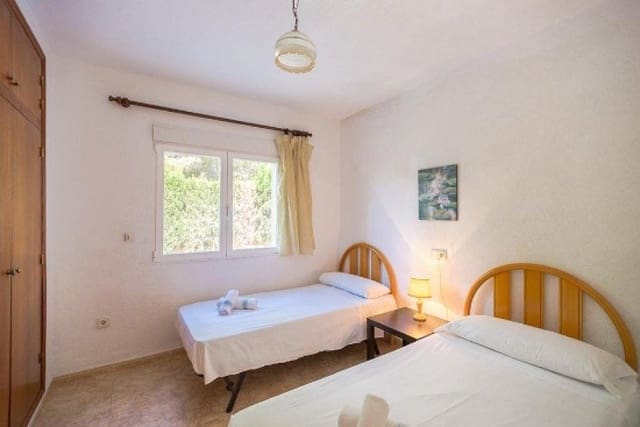 10 makuuhuone Huvila myytävänä paikassa Calpe / Calp mukana 
autotalli - 1 500 000 € (Ref: 9907155)