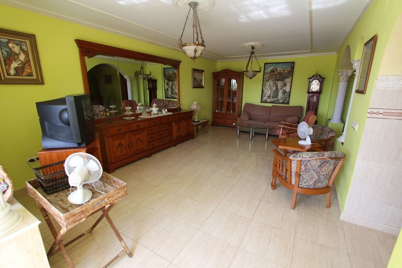 7 sovrum Villa till salu i Calpe / Calp med garage - 1 200 000 € (Ref: 9907159)