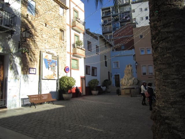 8 soverom Hus til salgs i Pueblo, Calpe / Calp - € 410 000 (Ref: 9907161)
