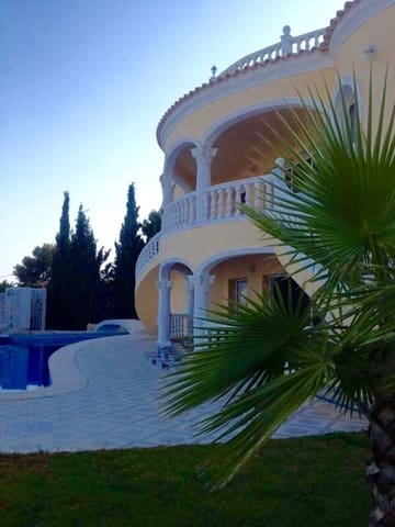 4 makuuhuone Huvila myytävänä paikassa Pueblo, Calpe / Calp mukana 
autotalli - 1 400 000 € (Ref: 9907165)