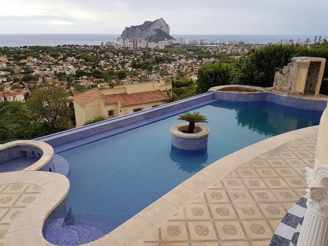 4 makuuhuone Huvila myytävänä paikassa Pueblo, Calpe / Calp mukana 
autotalli - 1 400 000 € (Ref: 9907165)