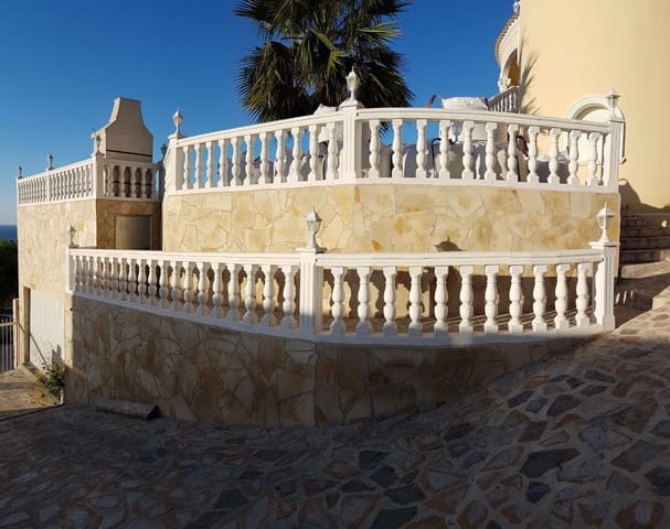 4 makuuhuone Huvila myytävänä paikassa Pueblo, Calpe / Calp mukana 
autotalli - 1 400 000 € (Ref: 9907165)