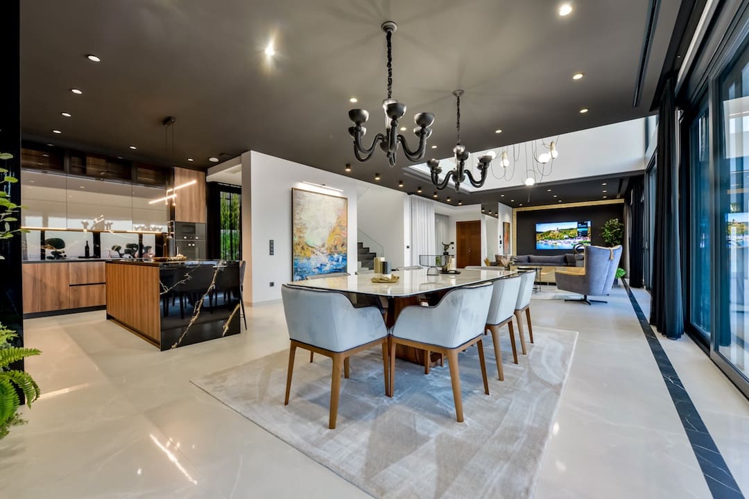 8 bedroom Villa for sale in Finestrat with pool garage - € 4,450,000 (Ref: 9907172)