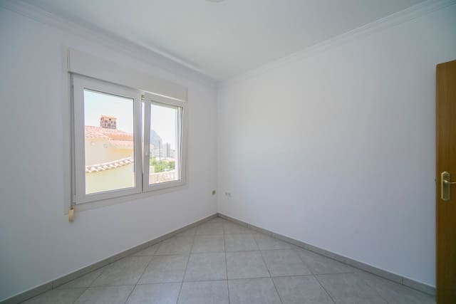 3 slaapkamer Villa te koop in Calpe / Calp met garage - € 750.000 (Ref: 9907177)