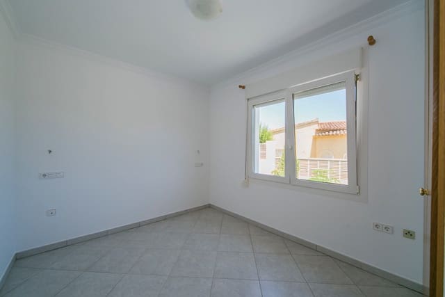 3 slaapkamer Villa te koop in Calpe / Calp met garage - € 750.000 (Ref: 9907177)