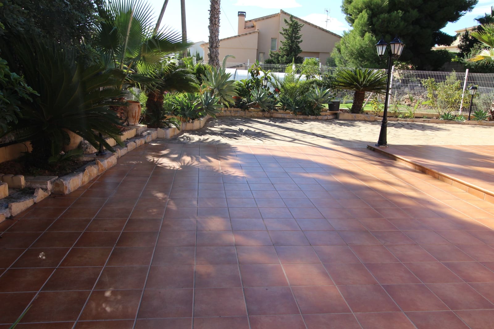 3 chambre Villa/Maison à vendre à Calpe / Calp avec piscine garage - 840 000 € (Ref: 9907178)