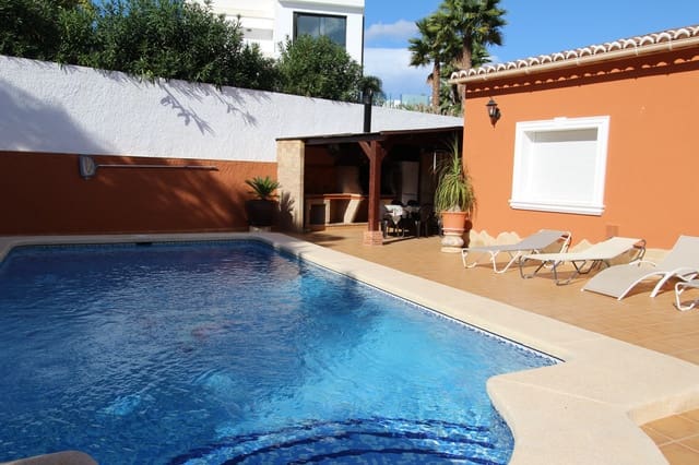 3 chambre Villa/Maison à vendre à Calpe / Calp avec piscine garage - 840 000 € (Ref: 9907178)