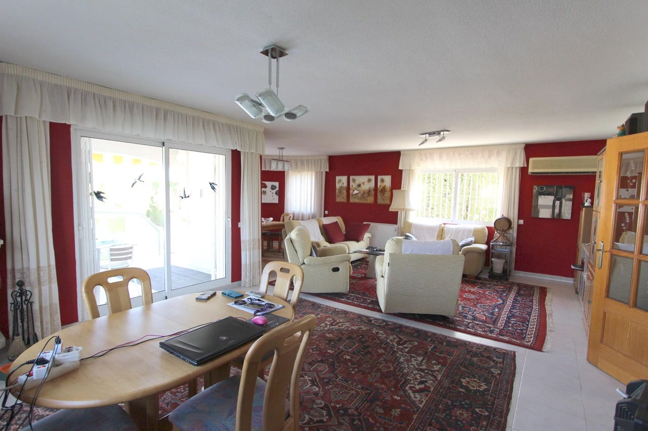 5 chambre Villa/Maison à vendre à Calpe / Calp avec piscine garage - 745 000 € (Ref: 9907185)