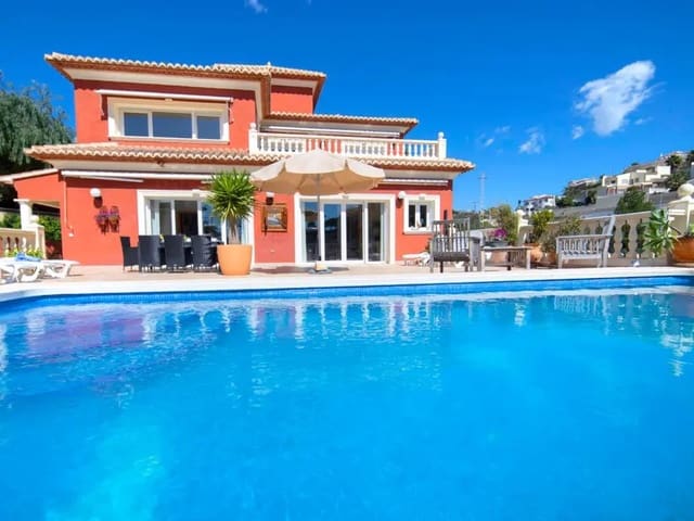 5 makuuhuone Huvila myytävänä paikassa Pueblo, Calpe / Calp mukana uima-altaan 
autotalli - 820 000 € (Ref: 9907187)