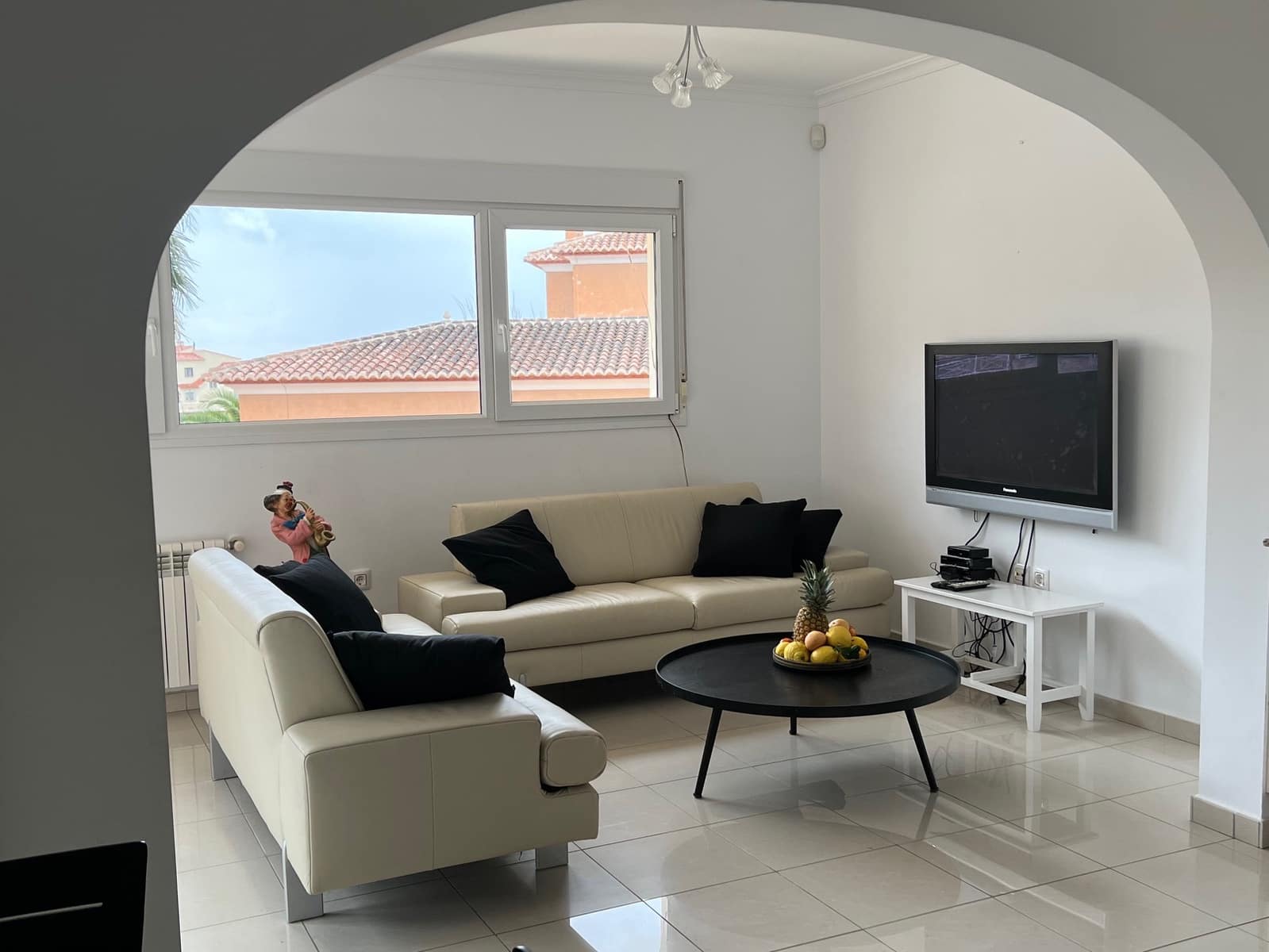 5 makuuhuone Huvila myytävänä paikassa Calpe / Calp mukana uima-altaan 
autotalli - 820 000 € (Ref: 9907187)