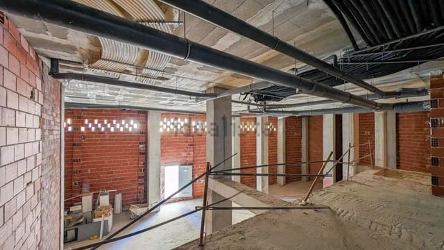 Kommersiell til salgs i Pueblo, Calpe / Calp - € 830 000 (Ref: 9907194)