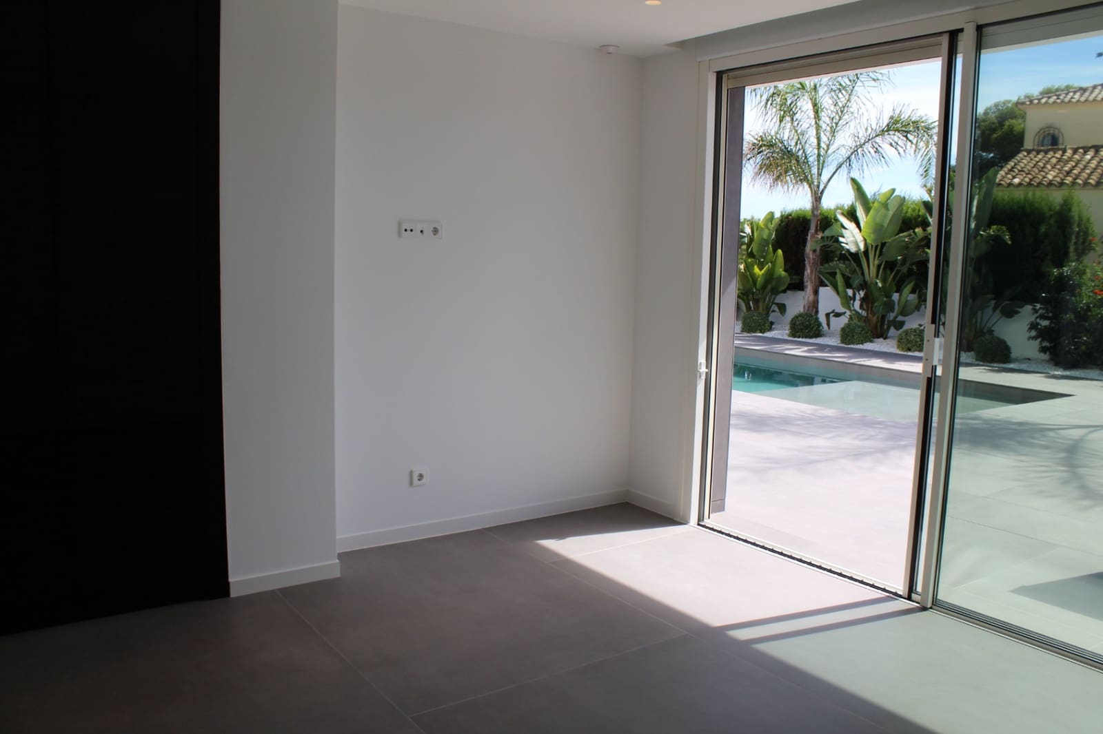 5 slaapkamer Villa te koop in Teulada met zwembad garage - € 2.400.000 (Ref: 9907195)