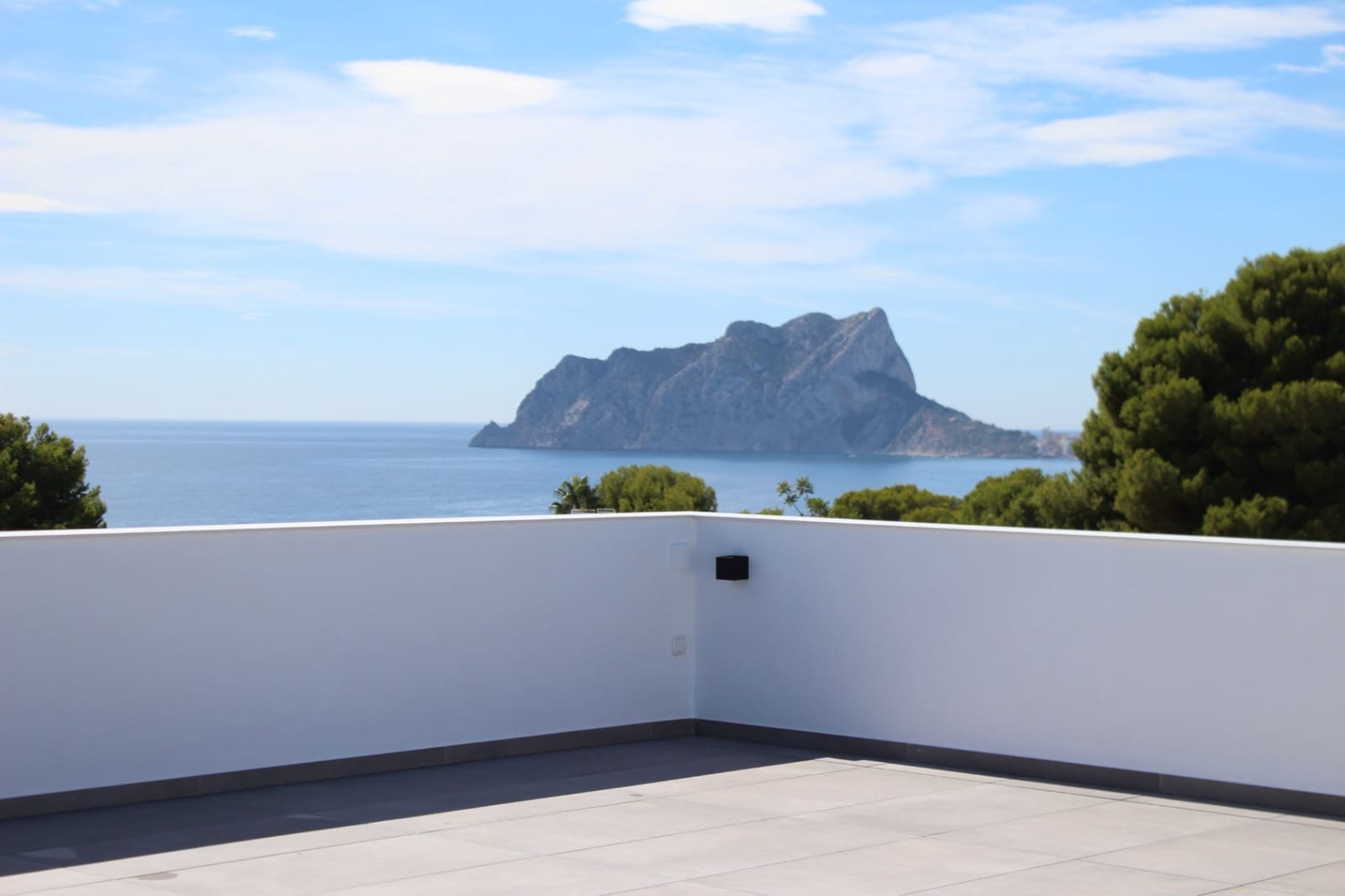 5 slaapkamer Villa te koop in Teulada met zwembad garage - € 2.400.000 (Ref: 9907195)