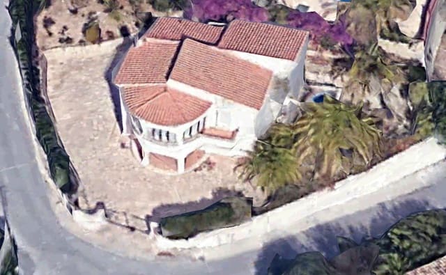 4 makuuhuone Huvila myytävänä paikassa Maryvilla, Calpe / Calp mukana 
autotalli - 900 000 € (Ref: 9907197)