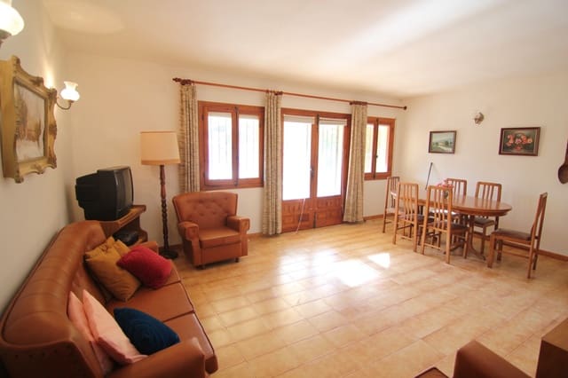 4 makuuhuone Huvila myytävänä paikassa Maryvilla, Calpe / Calp mukana 
autotalli - 900 000 € (Ref: 9907197)