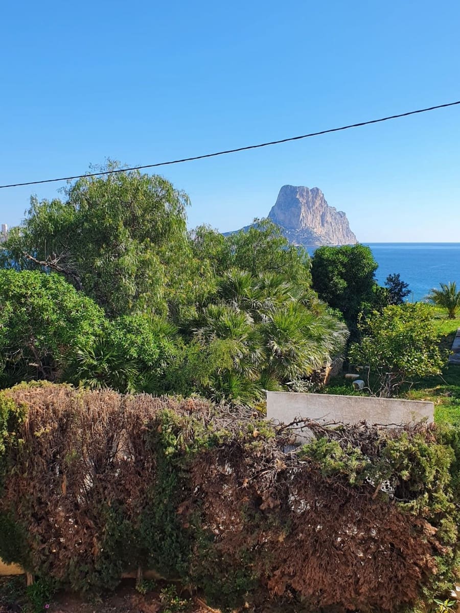 4 makuuhuone Huvila myytävänä paikassa Calpe / Calp mukana 
autotalli - 900 000 € (Ref: 9907197)