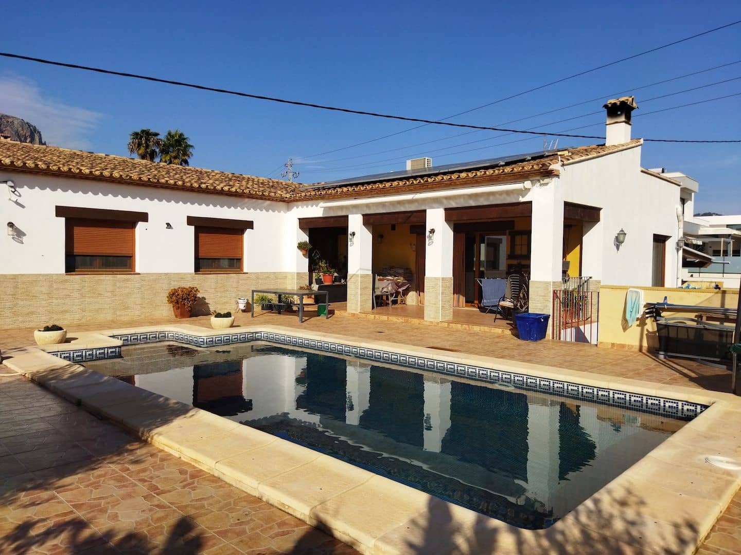4 sypialnia Willa na sprzedaż w Calpe / Calp z basenem garażem - 950 000 € (Ref: 9907198)