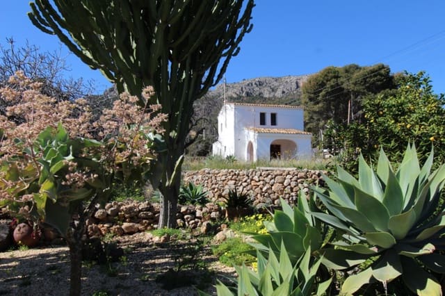 4 sovrum Villa till salu i Pueblo, Calpe / Calp - 340 000 € (Ref: 9907212)