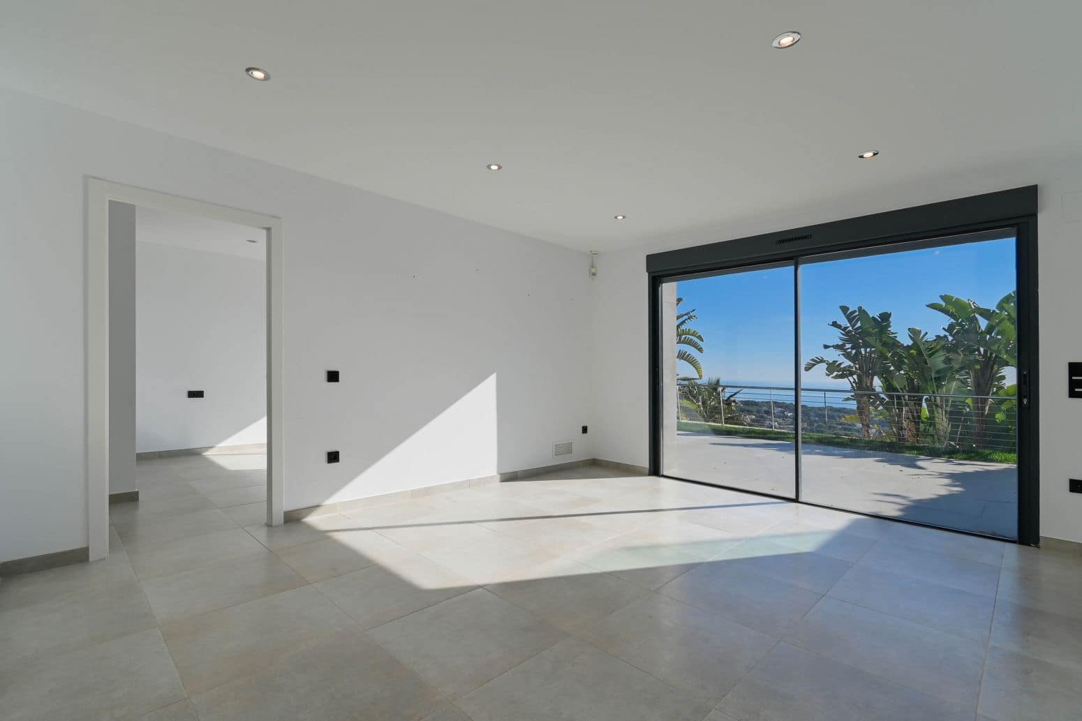 6 bedroom Villa for sale in Benissa with pool garage - € 4,750,000 (Ref: 9907217)