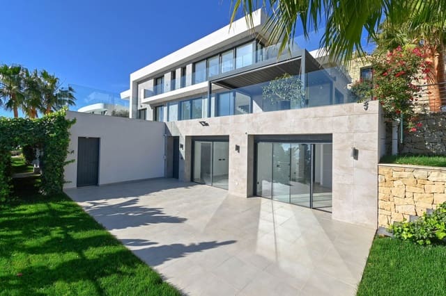 6 bedroom Villa for sale in Benissa with pool garage - € 4,750,000 (Ref: 9907217)
