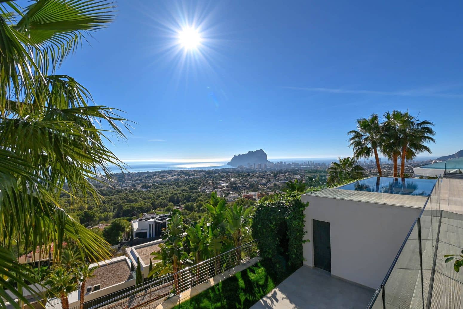 6 bedroom Villa for sale in Benissa with pool garage - € 4,750,000 (Ref: 9907217)