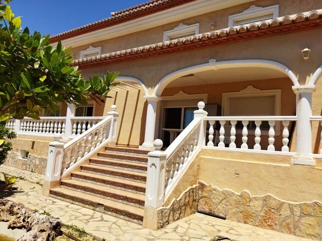 6 chambre Villa/Maison à vendre à Calpe / Calp avec piscine garage - 990 000 € (Ref: 9907218)