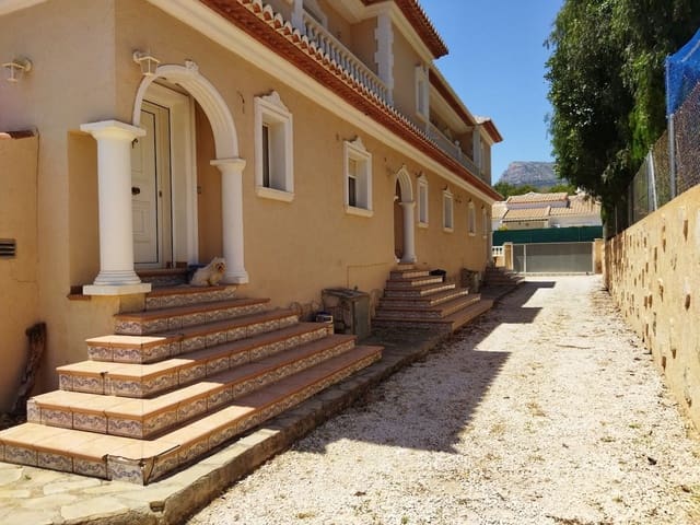 6 chambre Villa/Maison à vendre à Calpe / Calp avec piscine garage - 990 000 € (Ref: 9907218)