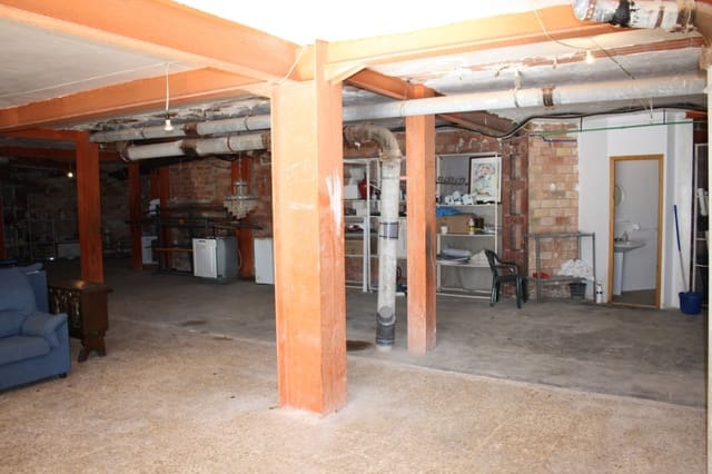 Local Comercial en Pueblo, Calpe / Calp en venta - 295.000 € (Ref: 9907224)