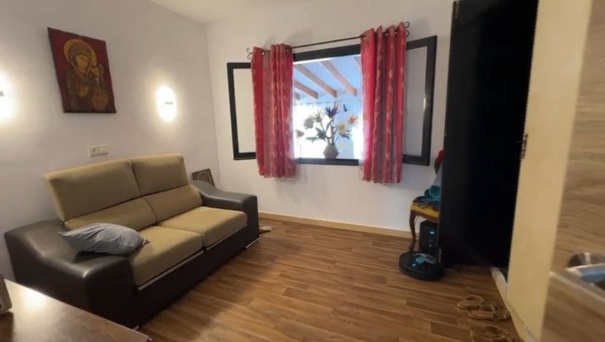 6 sypialnia Willa na sprzedaż w Calpe / Calp z basenem garażem - 890 000 € (Ref: 9907225)