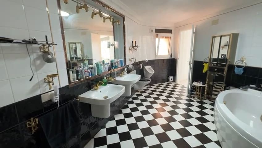 6 sypialnia Willa na sprzedaż w Calpe / Calp z basenem garażem - 890 000 € (Ref: 9907225)