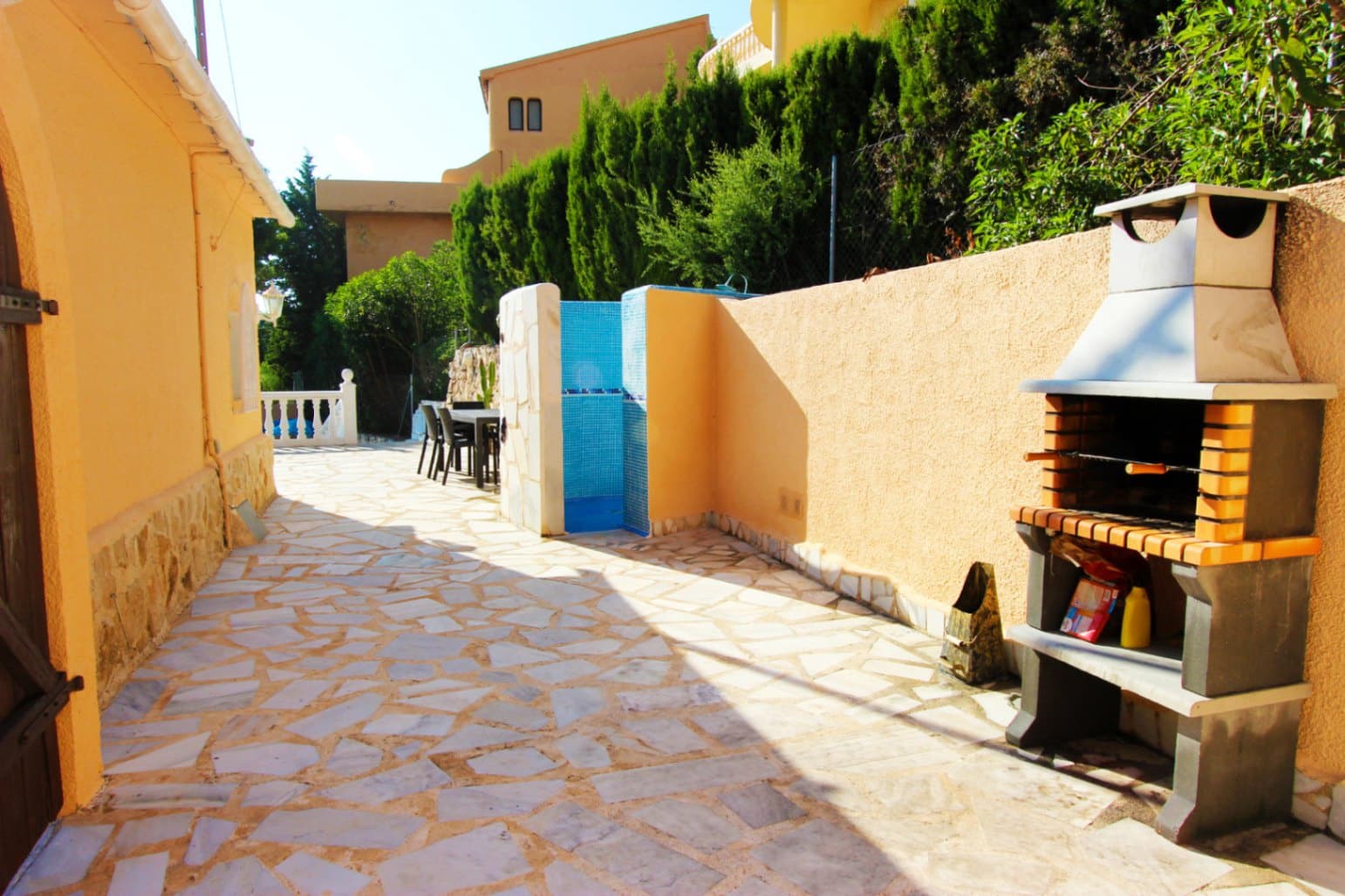 3 bedroom Villa for sale in Calpe / Calp with pool garage - € 460,000 (Ref: 9907226)