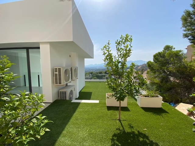 5 quarto Moradia para venda em Altea com piscina - 2 350 000 € (Ref: 9907227)