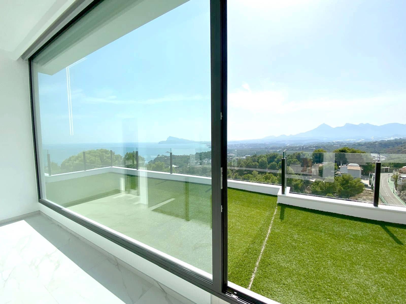 5 quarto Moradia para venda em Altea com piscina - 2 350 000 € (Ref: 9907227)