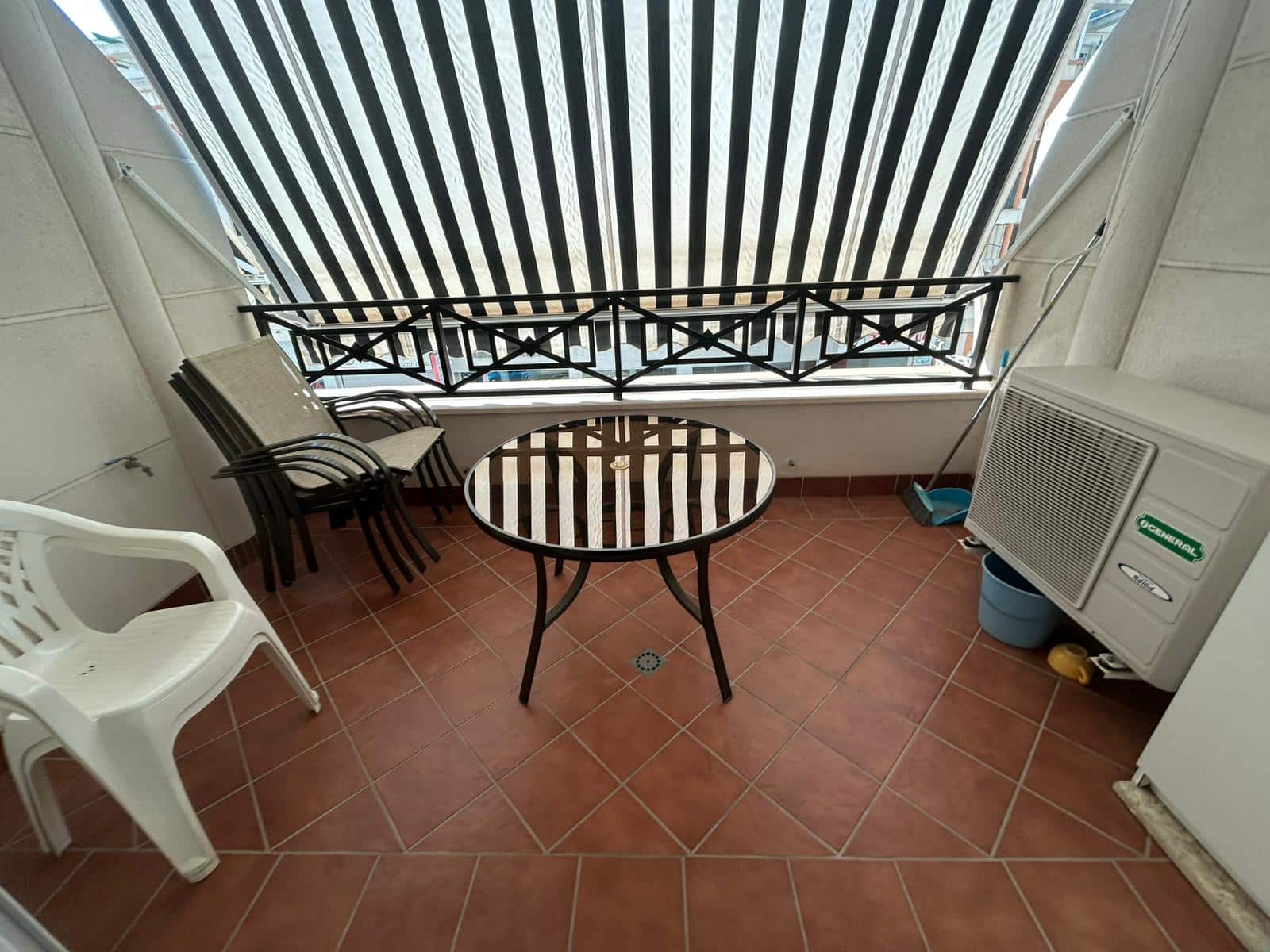 2 sovrum Lägenhet till salu i Calpe / Calp med pool garage - 299 000 € (Ref: 9907228)