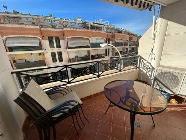 2 sovrum Lägenhet till salu i Pueblo, Calpe / Calp med pool garage - 299 000 € (Ref: 9907228)