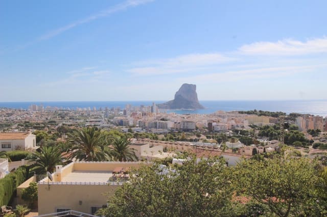 4 makuuhuone Huvila myytävänä paikassa Calpe / Calp - 1 100 000 € (Ref: 9907230)