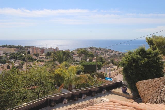 4 makuuhuone Huvila myytävänä paikassa Calpe / Calp - 1 100 000 € (Ref: 9907230)
