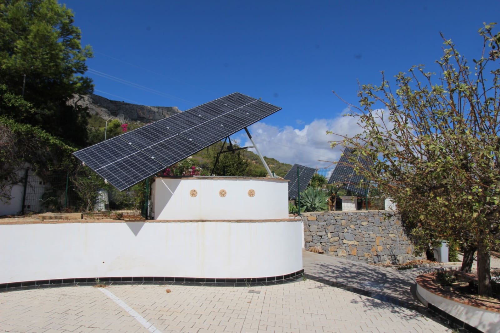 4 makuuhuone Huvila myytävänä paikassa Calpe / Calp - 1 100 000 € (Ref: 9907230)